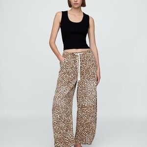 GAP Leopard Print barrel Jeans